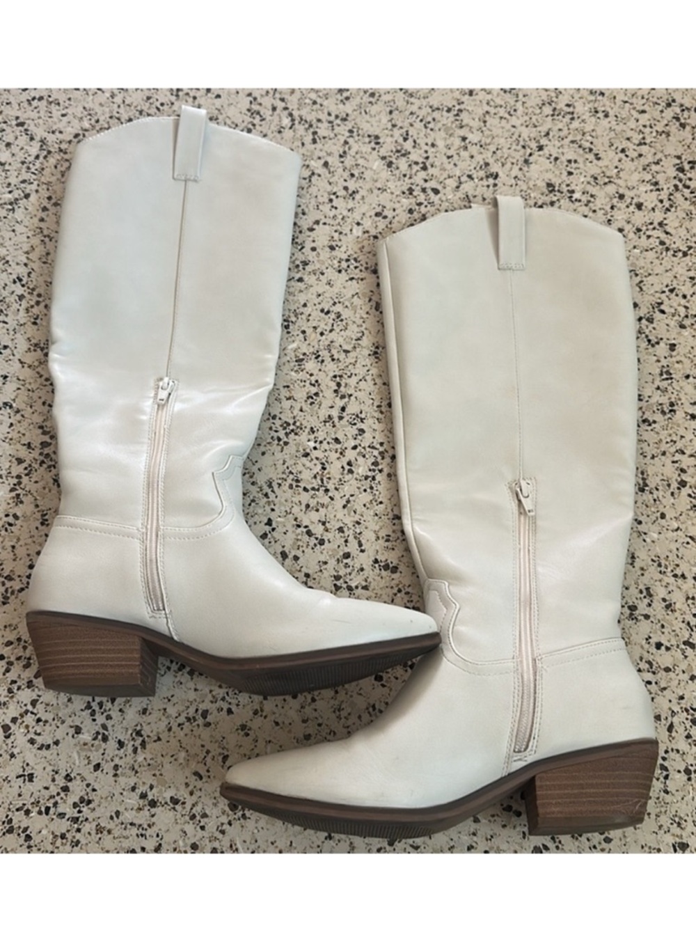 Universal Thread Women's Knee-High Boot
